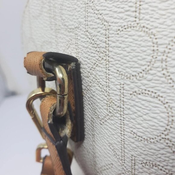 CALVIN KLEIN PURSE - Picture 12 of 12